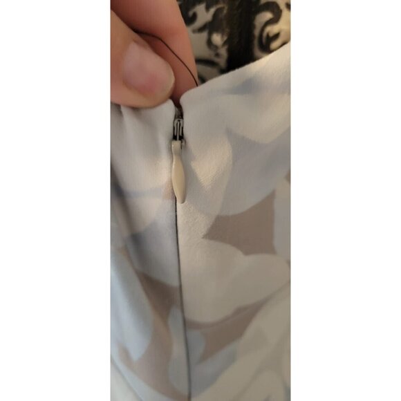 CALVIN KLEIN BEIGE FLORAL DRESS SIZE 14 - Picture 3 of 16